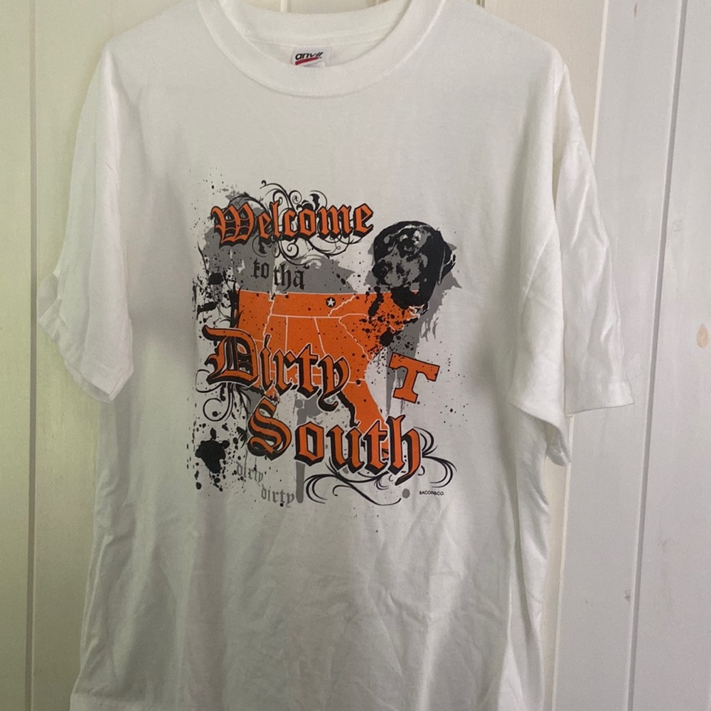 TN T-shirt